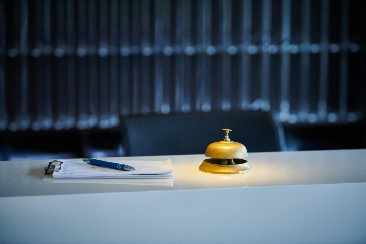 Hotel Restaurant Holiday Thun Exterior foto